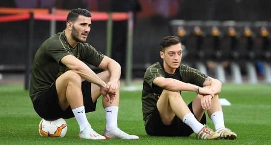 حرمان أوزيل من مباراة آرسنال الأولى لدواعي أمنية