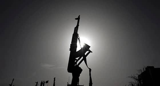 الإطاحة بشخص مسلح في الجوف بعد تبادل لإطلاق النار بينه وبين رجال الأمن