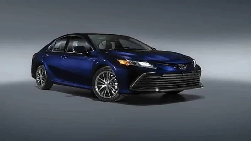 عروض تمويلية على تويوتا كامري 2022 بالمملكة