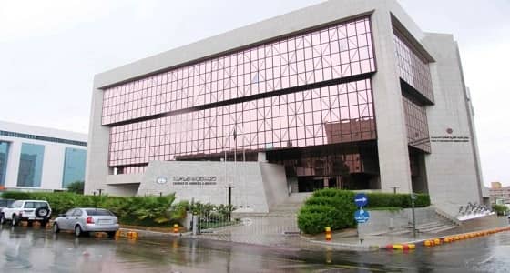 غرفة الرياض : 390 وظيفة شاغرة للجنسين بالقطاع الخاص