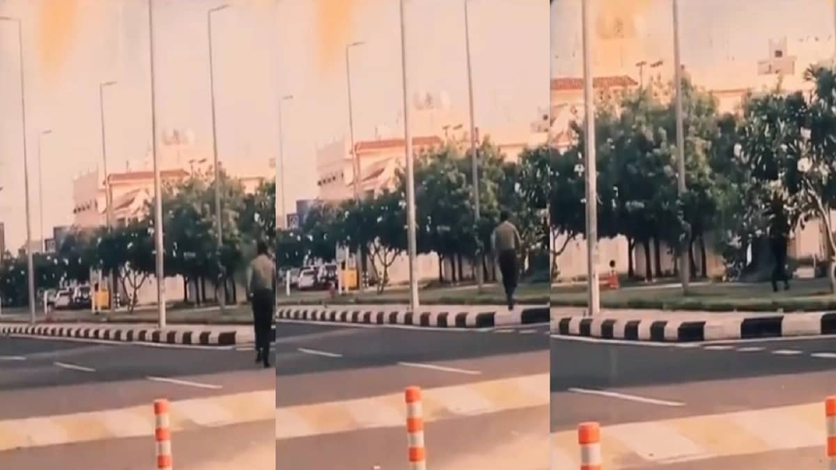 شاهد.. أحد منسوبي جوازات نجران ينقذ طفلة من الموت أثناء عبورها الشارع