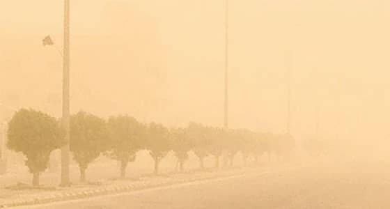 بالفيديو.. رياح شديدة تقطع التيار الكهربائي في جدة