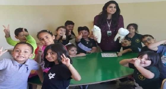 بالصور.. تفاعل كبير للمغردين مع صور المعلمة المتوفية بسيول البحر الميت