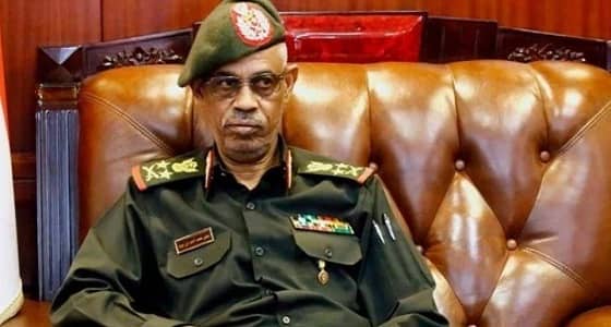 تنحي رئيس المجلس العسكري السوداني
