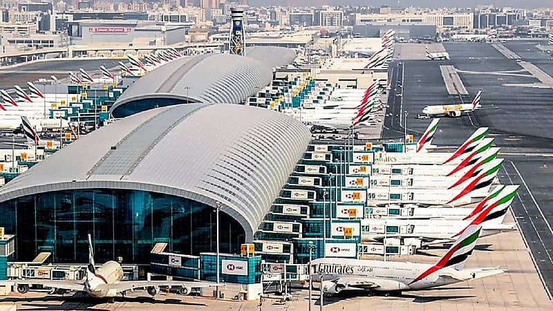 الإمارات تعلق دخول المسافرين القادمين من 3 دول