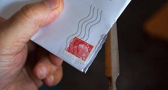 سجن أب لانتهاكه خصوصية طفله بفتح رسالة موجهة له