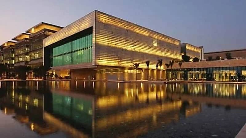 جامعة كاوست تعلن عن وظائف شاغرة للجنسين