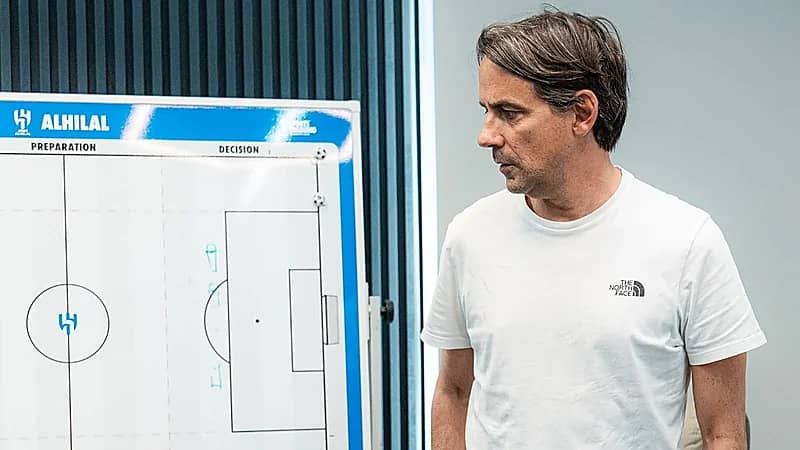 إنزاغي يطلب تأجيل جميع المفاوضات حتى الصيف