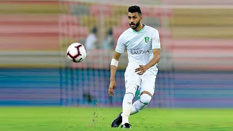 الأهلي يبدأ مفاوضاته مع آل فتيل