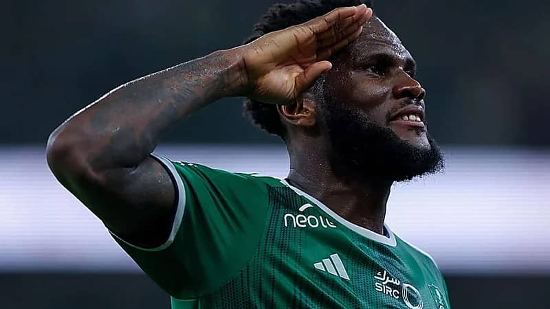 الأهلي يفتقد نجمه أمام الخلود