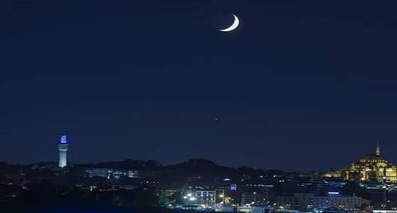 هلال عيد الفطر يتسبب في انقسام فلكي كبير بين الدول الإسلامية 