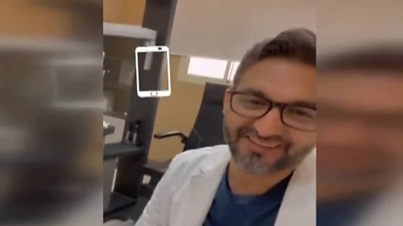 متى أستخدم الجوال بعد عملية تصحيح النظر بالليزر ؟.. "استشاري" يجيب