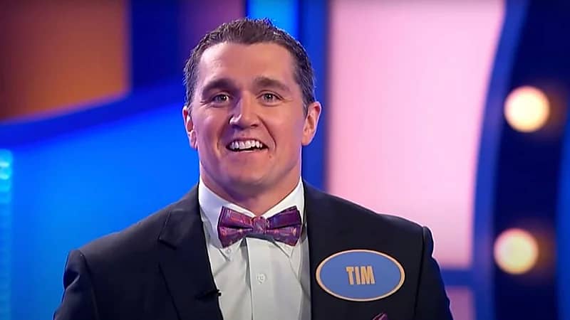 بالفيديو.. مشارك في برنامج ستيف هارفي ينهي حياة زوجته