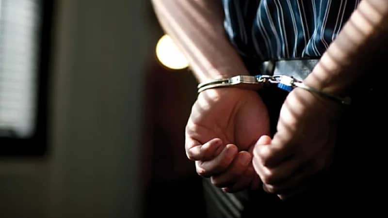 سيدة أعمال تُسقط ابن باشا سابق ابتزها بصورها الحميمية معه