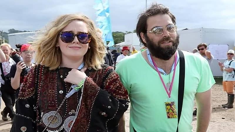 أديل تعلن طلاقها رسميًا من زوجها