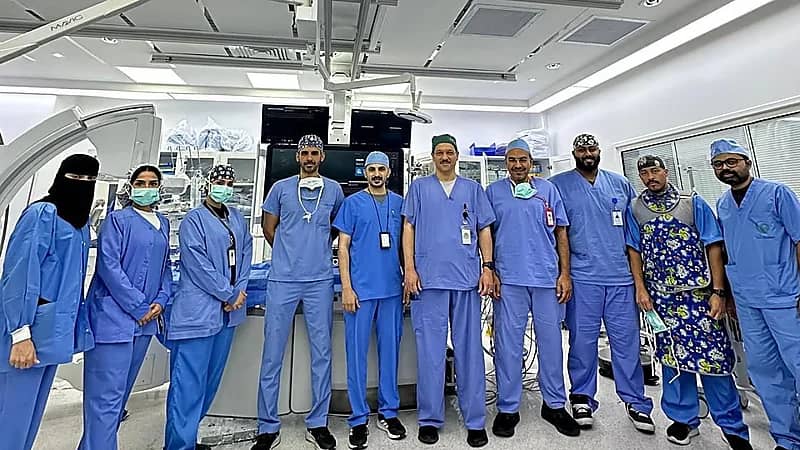 مدينة الملك عبد الله الطبية تنقذ حاجة كاميرونية بعد توقف مفاجئ بعضلة القلب