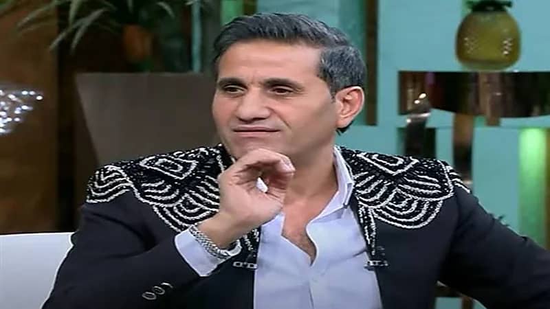 أحمد شيبة يرد على منتقديه لإحيائه حفل غنائي بعد وفاة شقيقه 