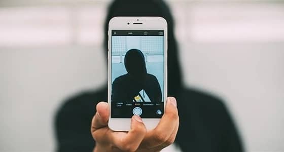 «سيلفي» ينهي حياة فتاة مراهقة