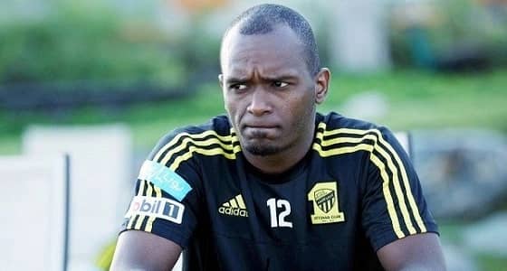 هجوم جديد على العكايشي والإشادة تذهب لـ " القرني "