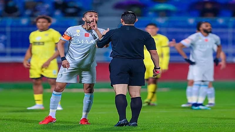 فيديو.. حقيقة إهانة سلمان الفرج للحكم