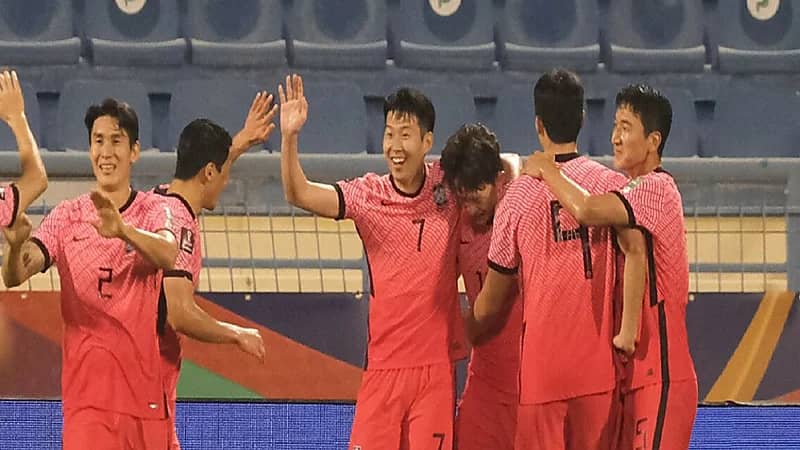 منتخب العراق يفشل في تخطي كوريا الجنوبية ويخسر بثلاثية