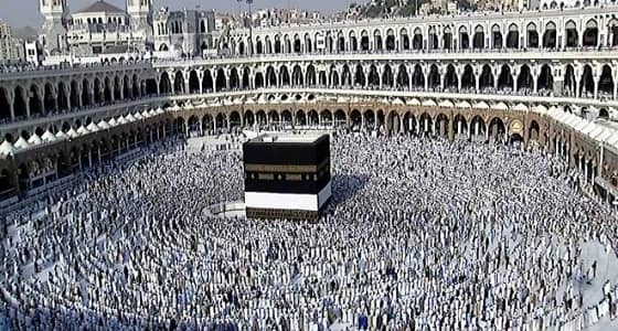 قصة فتاة وشاب تأثرا بالطواف حول الكعبة والأذان فأعلنا إسلامهما