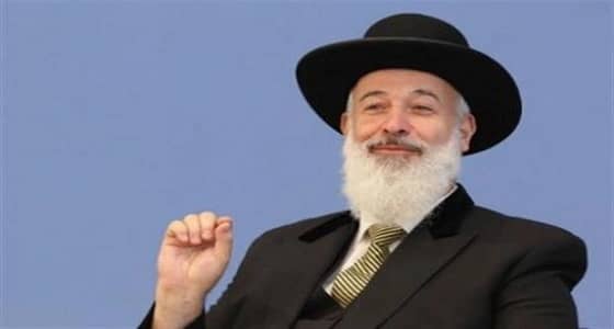 سجن الحاخام الإسرائيلي الأكبر بتهمة الرشوة