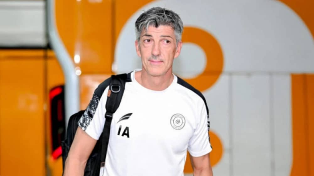 ألجواسيل يقود الشباب أمام التعاون رغم الغموض الذي يُحيط بمستقبله