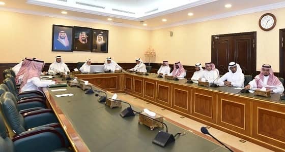 بالصور.. معالي مدير جامعة أم القرى يدشن خدمة حجز المواعيد لمراجعيه إلكترونياً