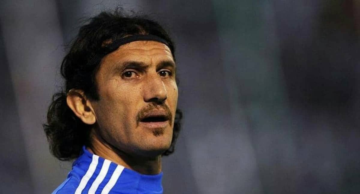 إصابة حارس منتخب تركيا السابق بكورونا 