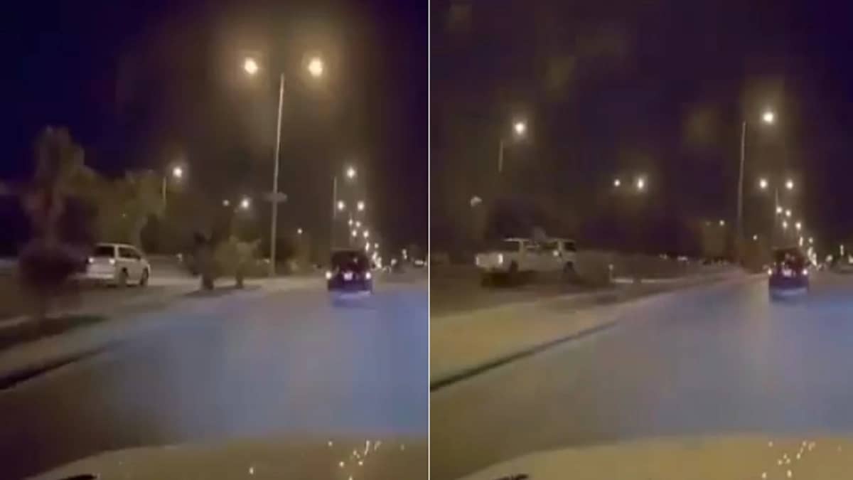 بالفيديو.. لحظة اصطدام سيارة بأخرى على الطريق السريع