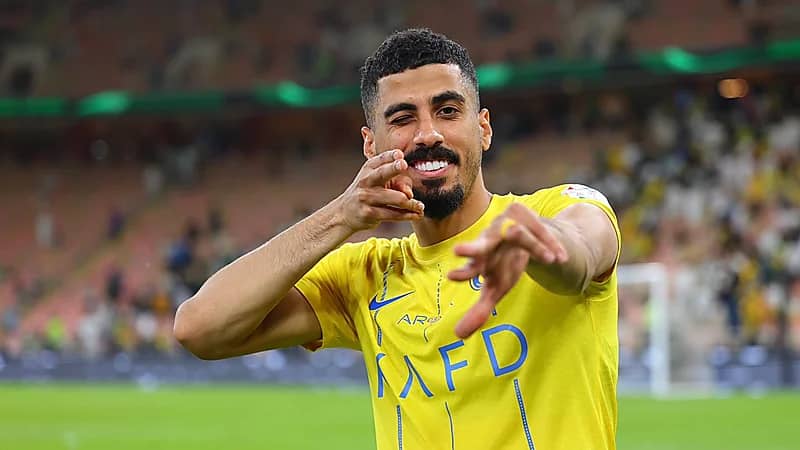 علي لاجامي يشارك في التدريبات ورونالدو في العيادة