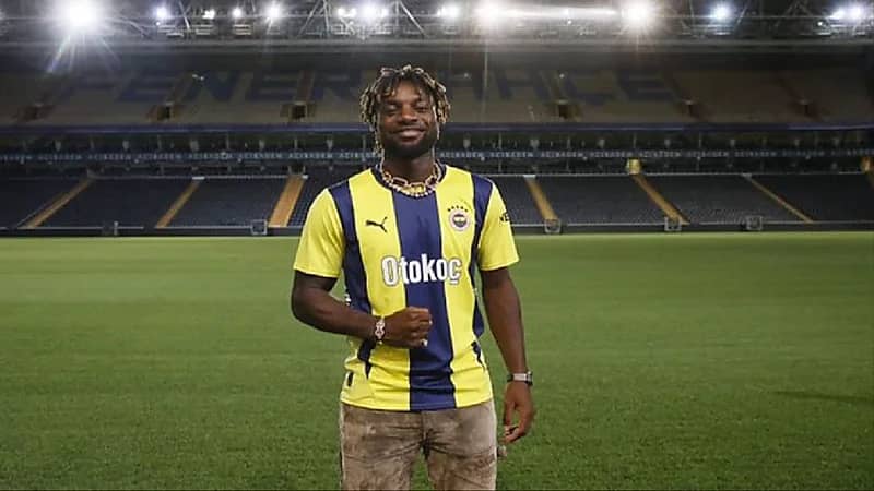 قيمة إعارة ماكسمين لفنربخشة التركي