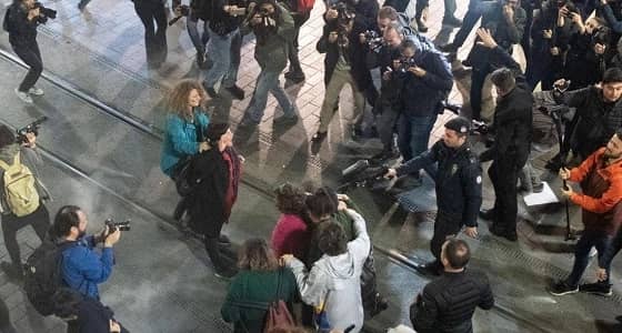 شرطة أردوغان تفض تظاهرة نسائية بقنابل الغاز والرصاص المطاطي