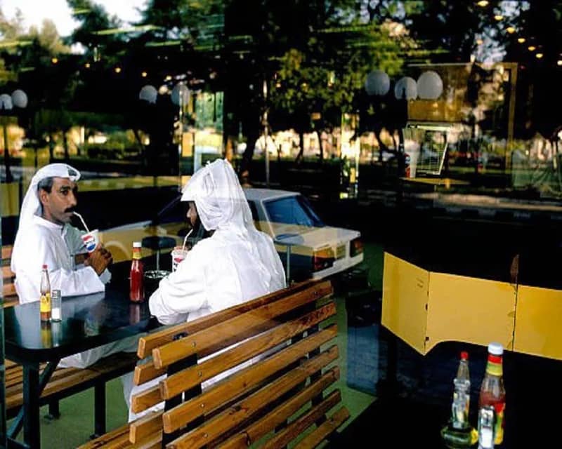 كافتيريا في الدمام قبل 31 عام