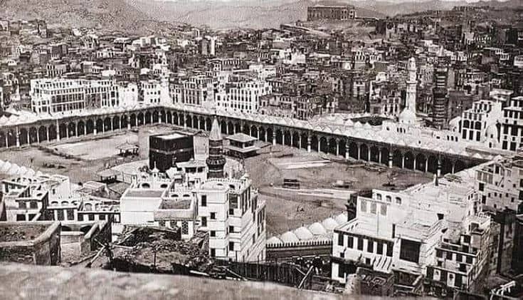 أقدم صورة للحرم المكي الشريف عام 1888م