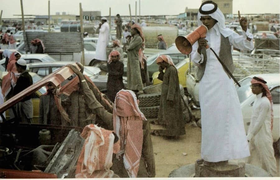 حراج السيارات في حي الملز بالسبعينيات الميلادية