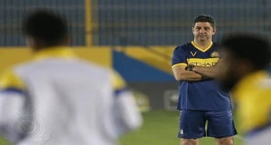 فيتوريا يحتاج للاعبين جدد