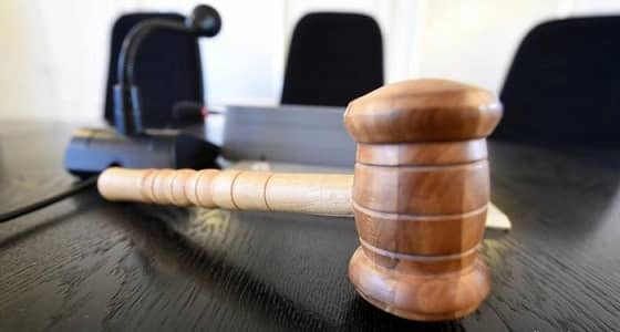 الحبس سنة لآسيوي تطاول على الذات الإلهية   