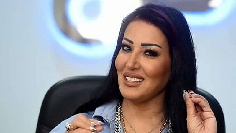 سمية الخشاب لـ"رونالدو": أنا في البرتغال ولازم نتقابل