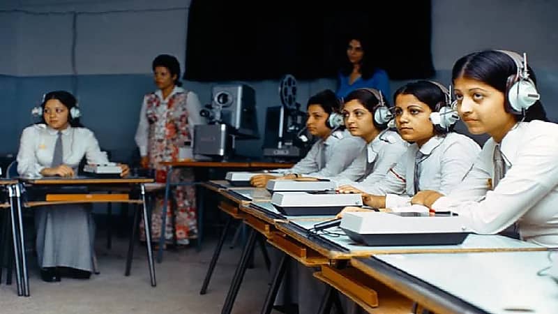 صدفة تقود طالبة للعثور على صورة التقطت لها بمدرسة دار الحنان قبل 41 عاما