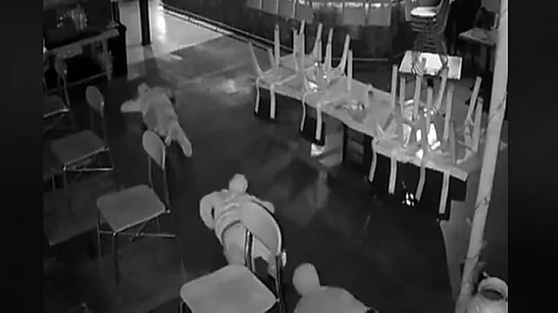 شاب ينتحل صفة طبيب مشهور لسرقة مطعم