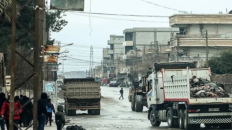 بالفيديو.. جثث الدواعش في شوارع الحسكة السورية