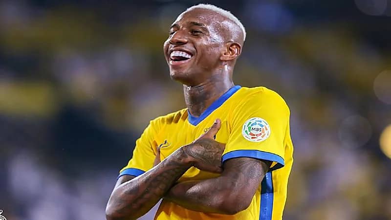 صحف تركية: علاقة تاليسكا والنصر على وشك الانهيار التام