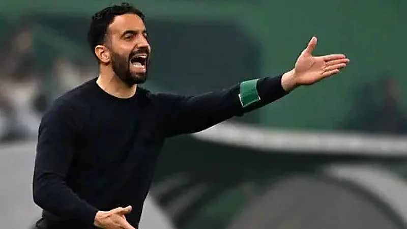 مانشستر يونايتد يتعاقد مع بديل تين هاغ