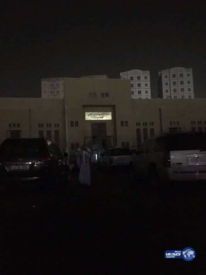 تعطل محطات الوقود والمصالح الحكومية أثر انقطاع الكهرباء في "ظلم "