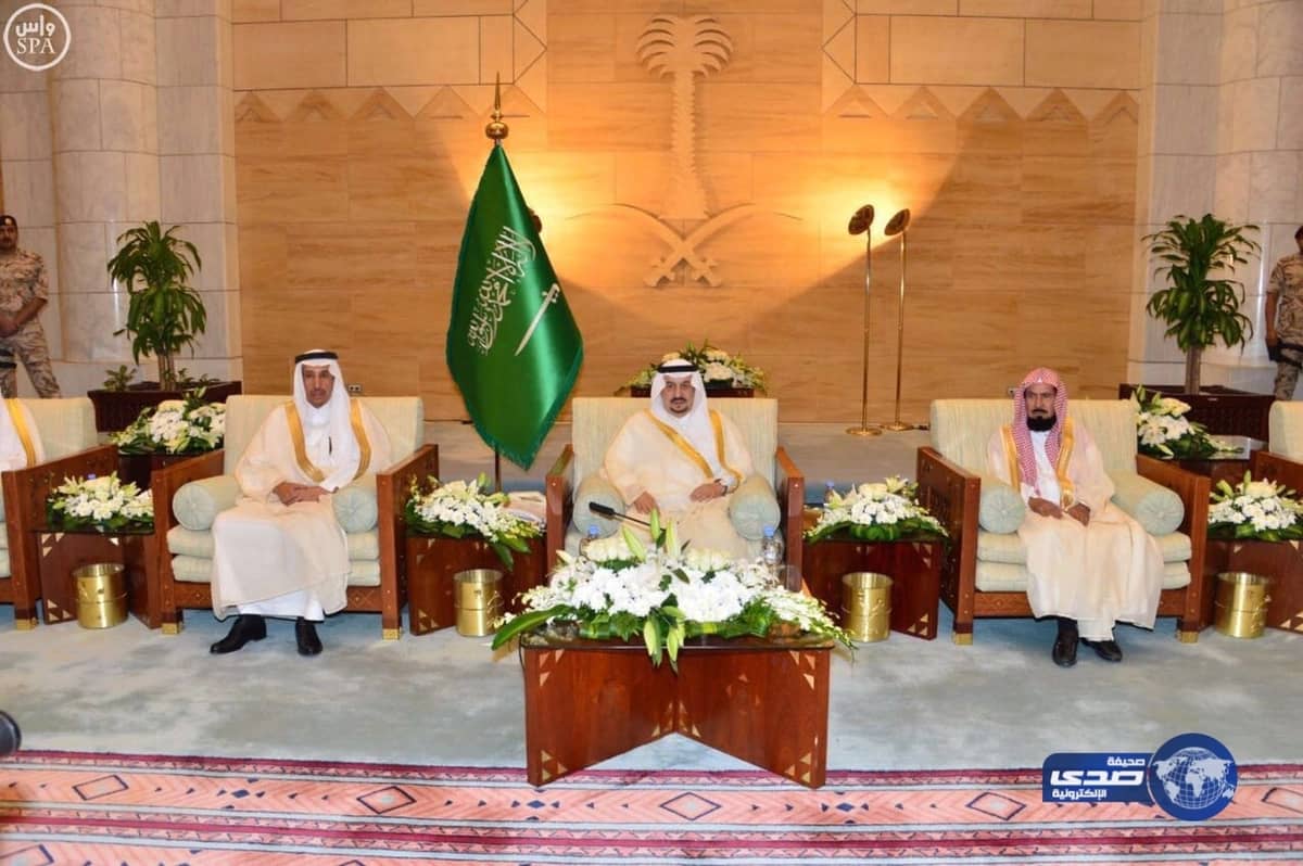 أمير الرياض يستقبل الشيخ راشد آل رشود