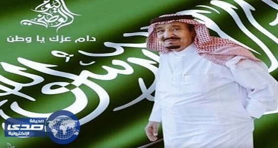 بالفيديو.. مذيع برنامج يتعرض لمخالفة مرورية في موقف طريف