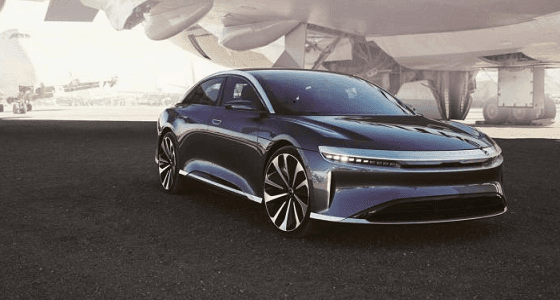 «لوسيد» تكشف عن سيارتها الكهربائية بتقنيات مبتكرة