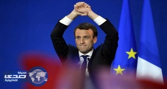 بالفيديو.. مشرف بالصندوق العقاري يتابع حركة العمل والموظفين عن طريق روبوت